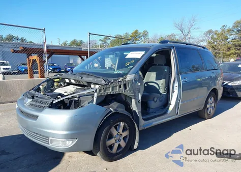 2004 Toyota Sienna Le z USA, uszkodzony, nr VIN 5TDZA23C84S115177